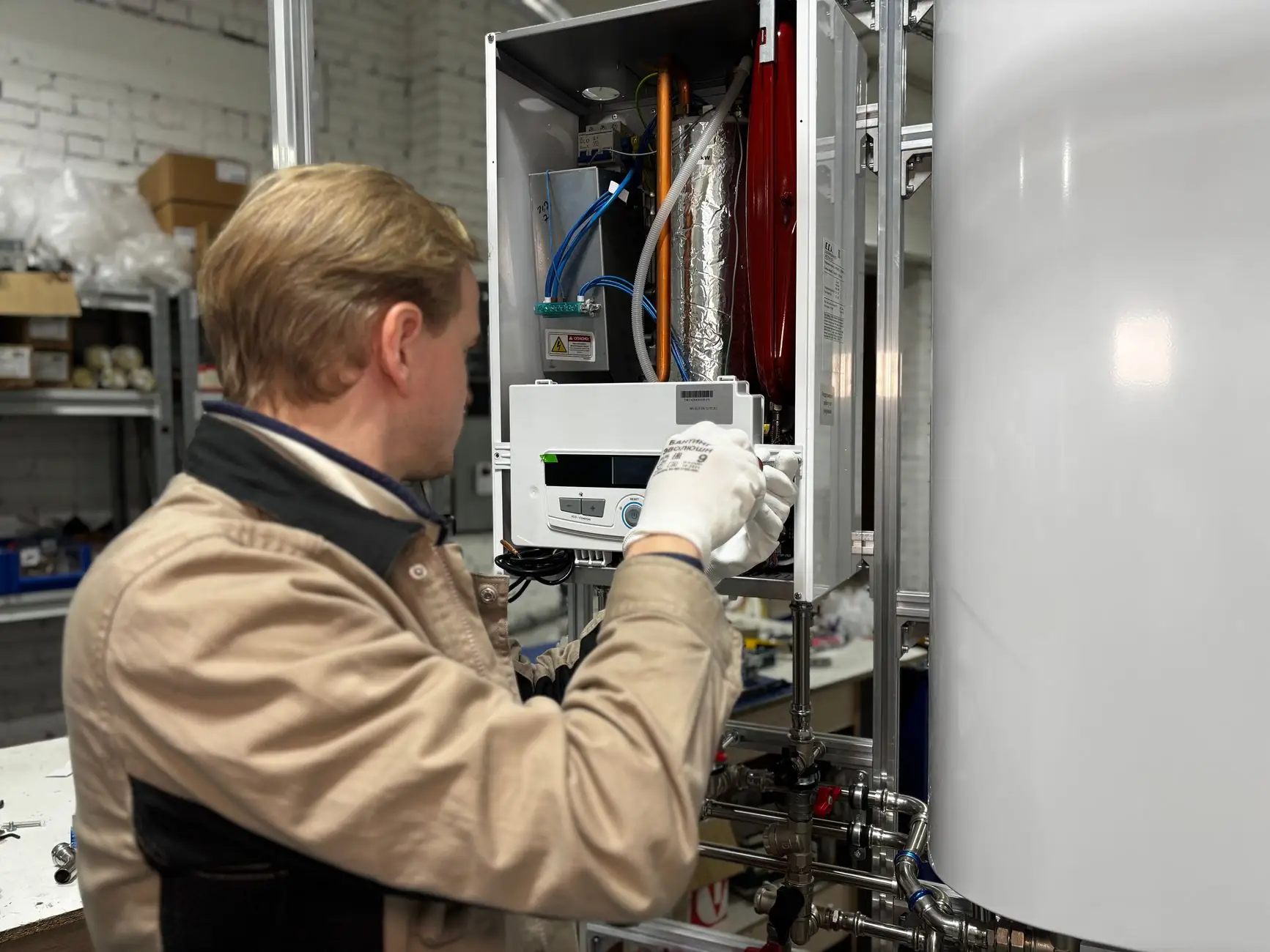 报警主机常见故障诊断方法与红外探测器维护指南