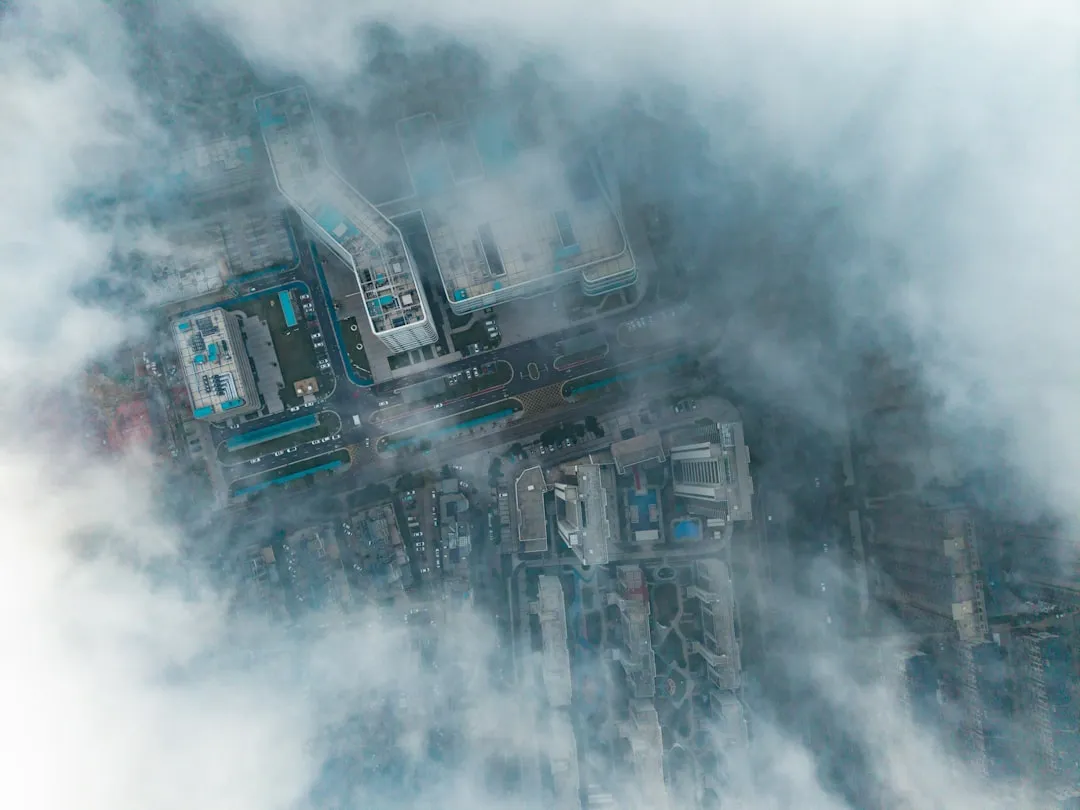 门磁开关与烟雾报警器在西北家庭安防中的选型与配置方案