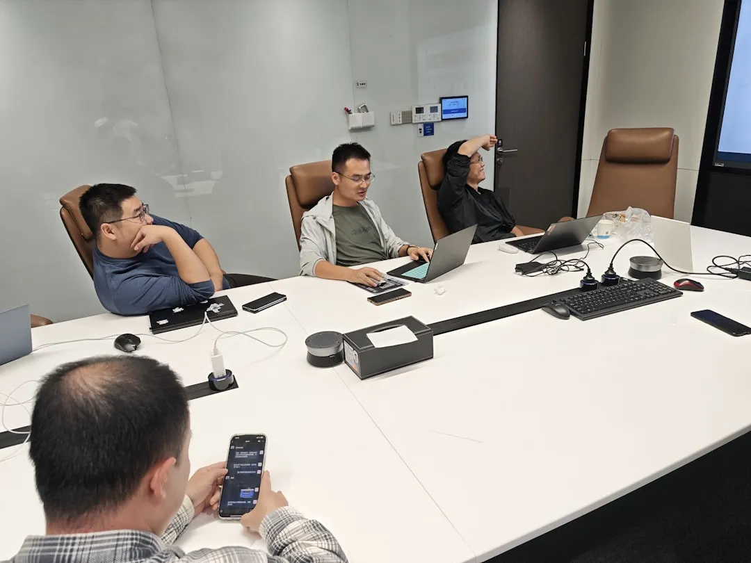 智能安防趋势下，报警主机与红外探测器的技术演进方向解析