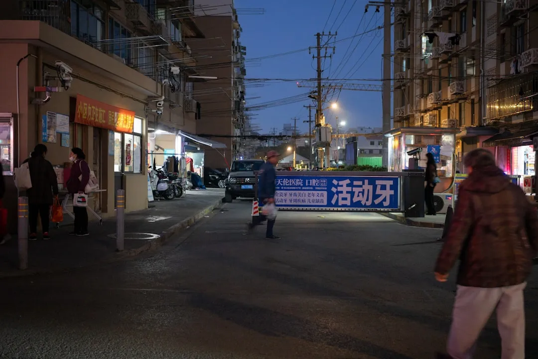 报警主机与红外探测器联动方案：企业安防系统如何实现精准布防与报警响应