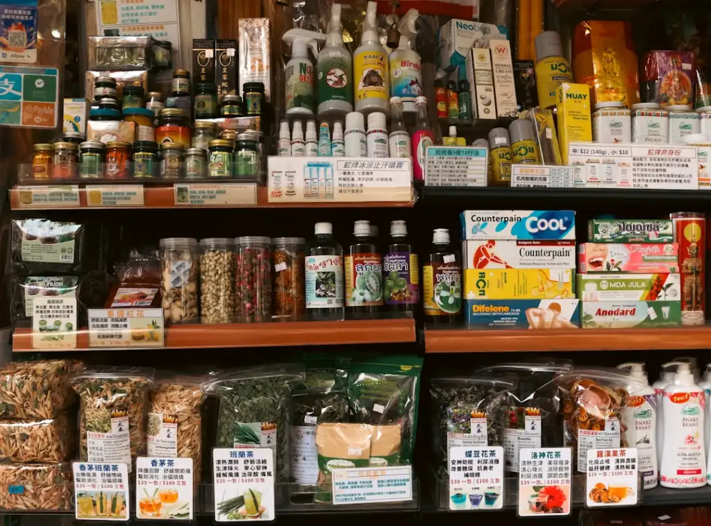 门磁开关与烟雾报警器在家庭安防中的配置要点及选型