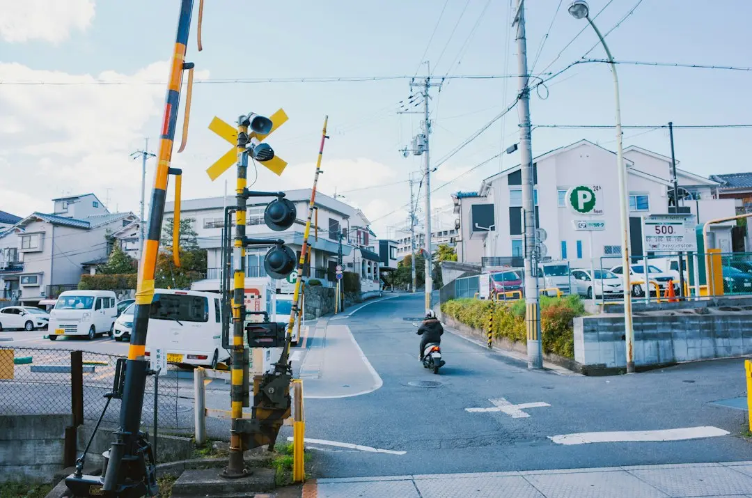 新疆讯信安电子科技有限公司报警主机与红外探测器技术特点解析